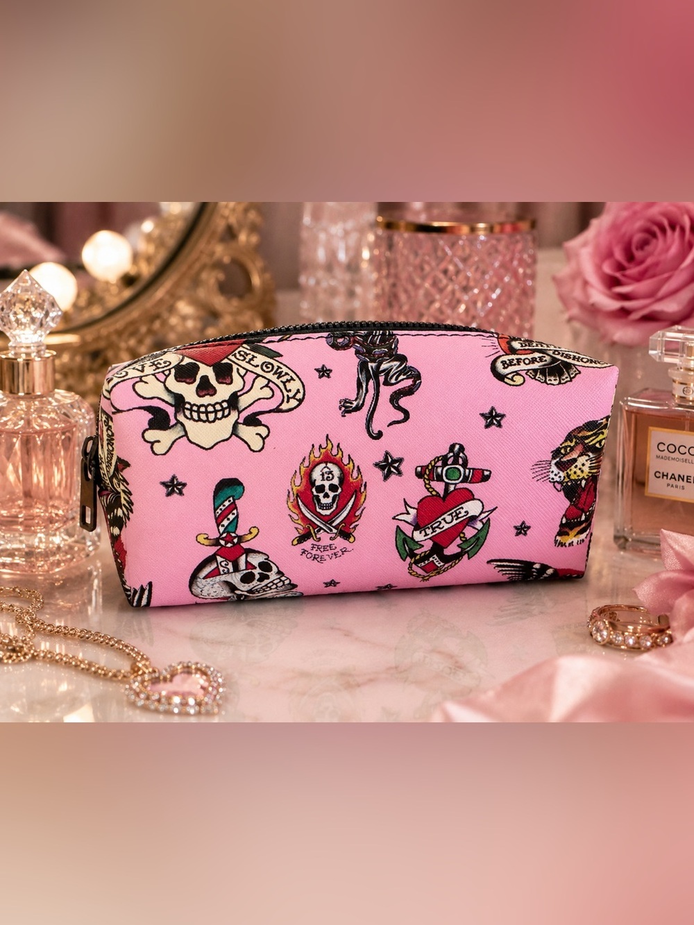 NWOT Ed Hardy Pink Tattoo Print Cosmetic Makeup Bag Y2K Travel Pouch Zip Case